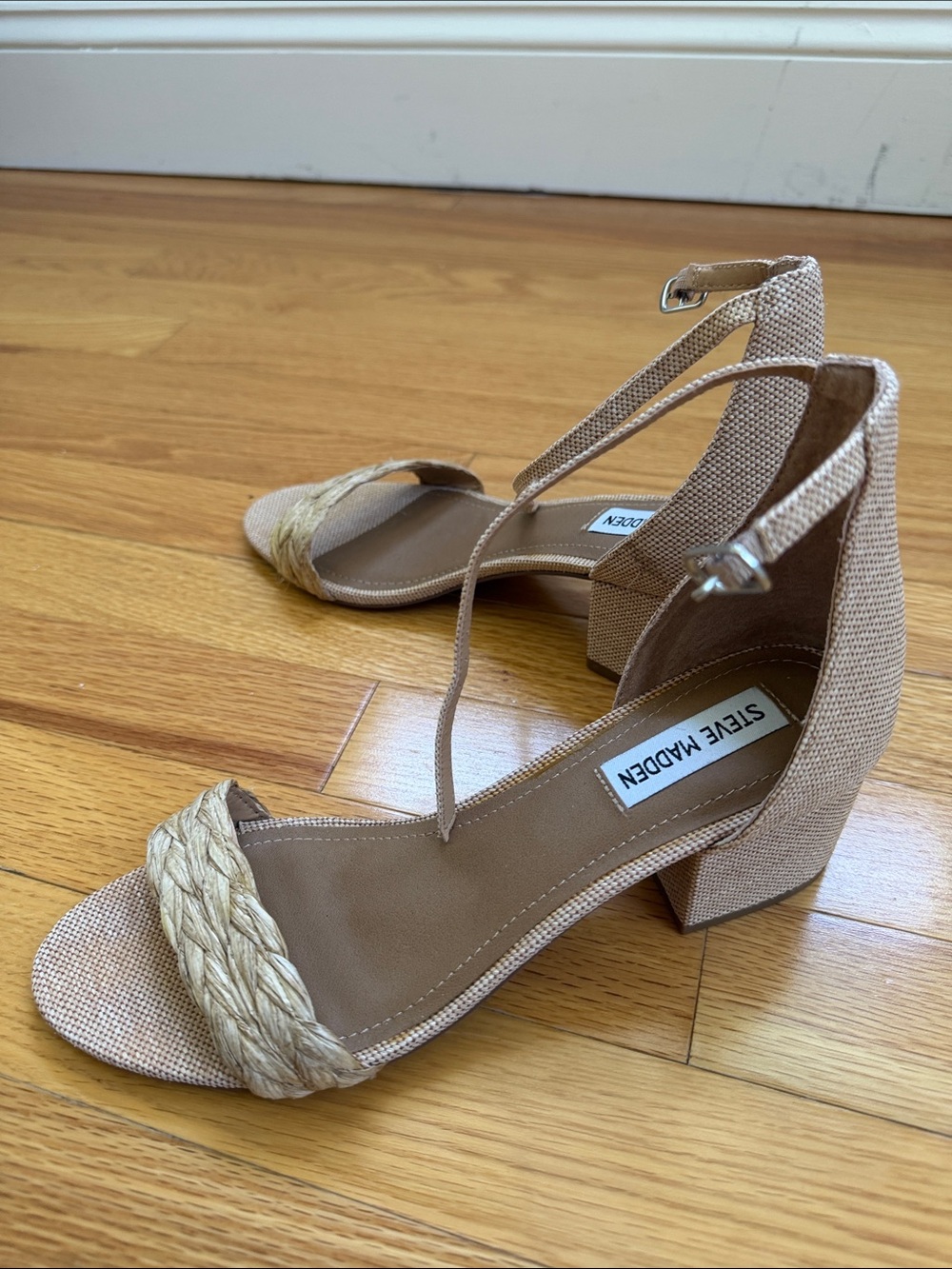 Steve Madden Espadrille Block Heel Sandals – Nude – Never Worn
